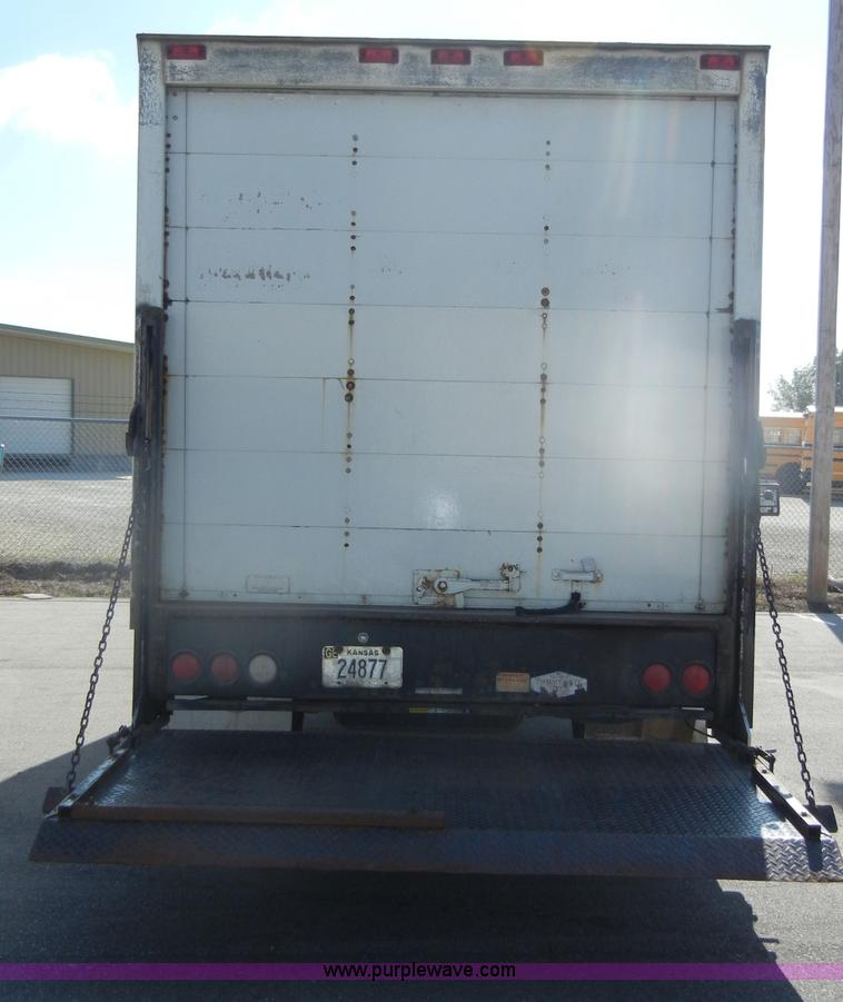 image for item D4014 1995 Ford E350 cargo van with lift gate