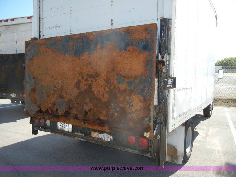 image for item D4014 1995 Ford E350 cargo van with lift gate