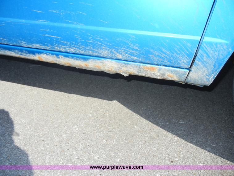 image for item D4018 1996 Ford Aerostar XLT mini van