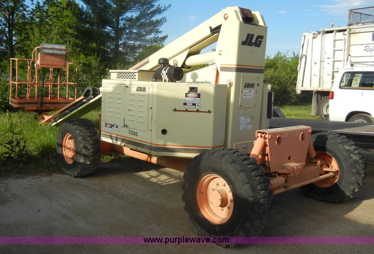 image for item D4019 1991 JLG 60HA TopGun self propelled boom lift