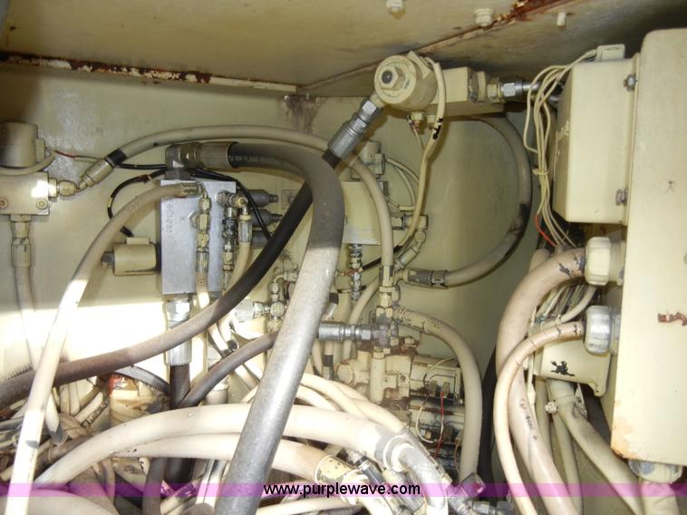 image for item D4019 1991 JLG 60HA TopGun self propelled boom lift