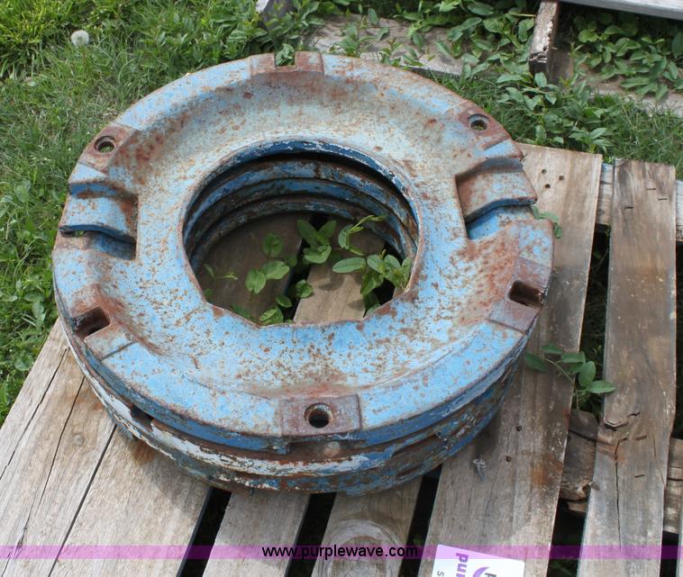 image for item D7689 (4) Ford tractor wheel weights