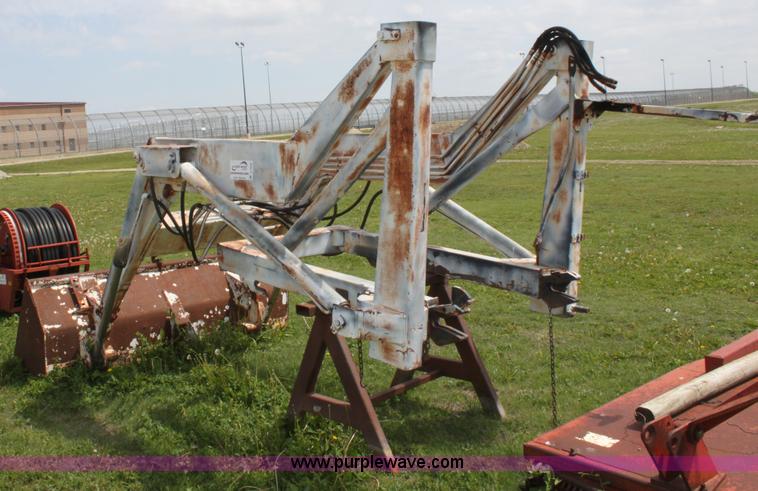 image for item D7692 Du-Al loader and bucket