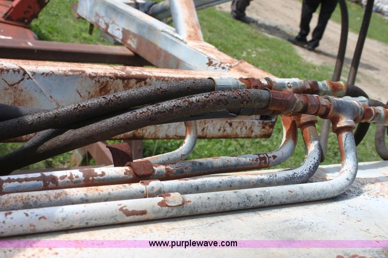 image for item D7692 Du-Al loader and bucket