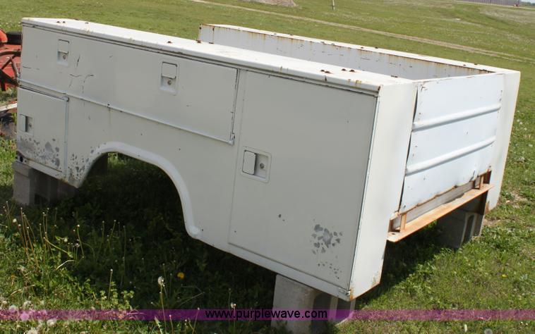 image for item D7694 Stahl utility bed