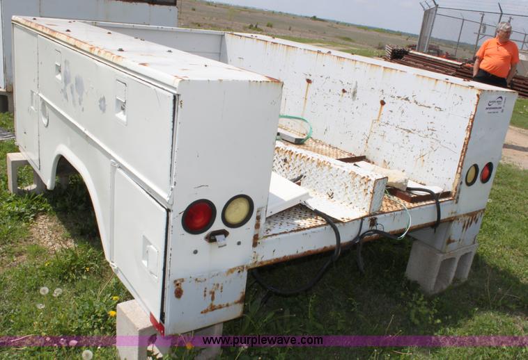 image for item D7694 Stahl utility bed