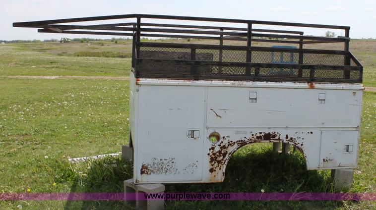 image for item D7695 Reading utility bed