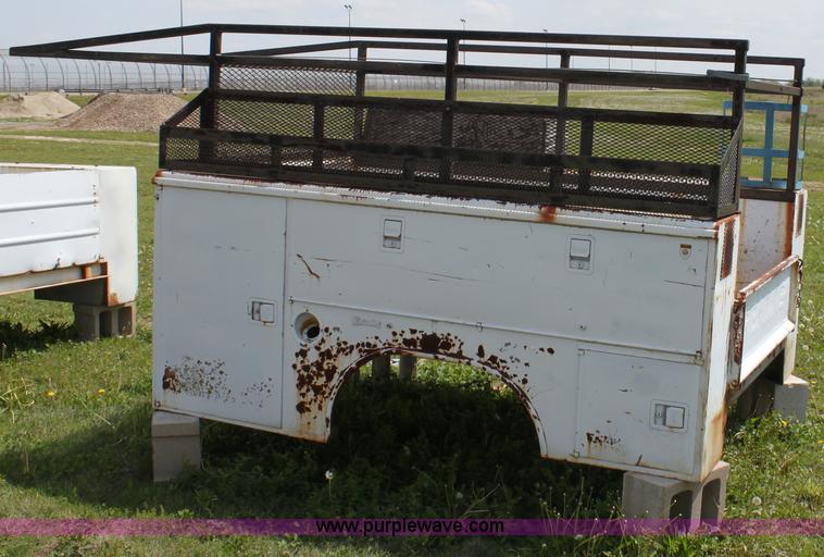 image for item D7695 Reading utility bed