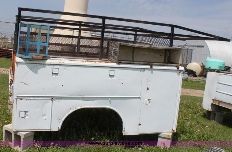 image for item D7695 Reading utility bed