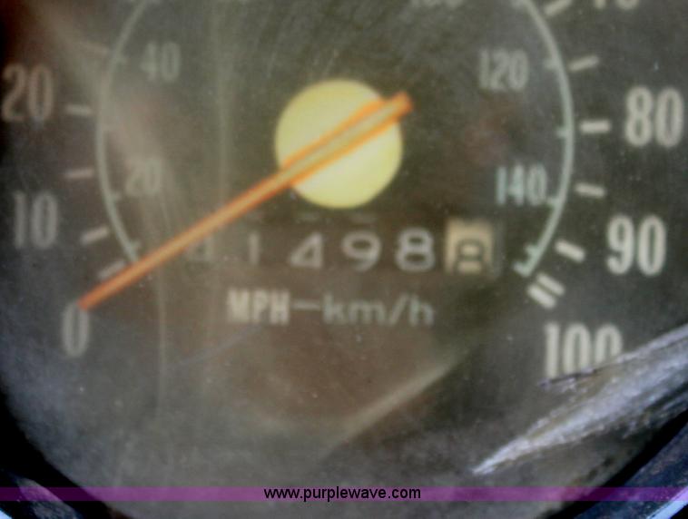 image for item D7697 1979 GMC 6000 flatbed dump truck