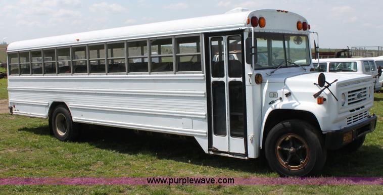 image for item D7699 1985 GM school bus