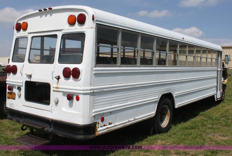 image for item D7699 1985 GM school bus