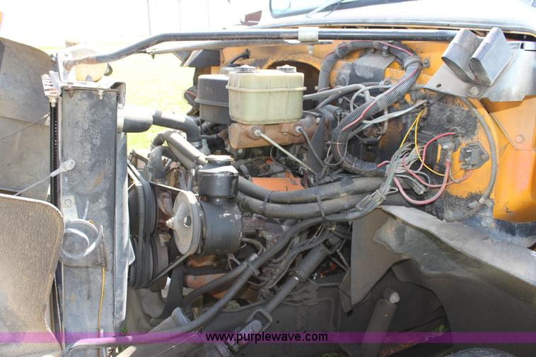 image for item D7699 1985 GM school bus