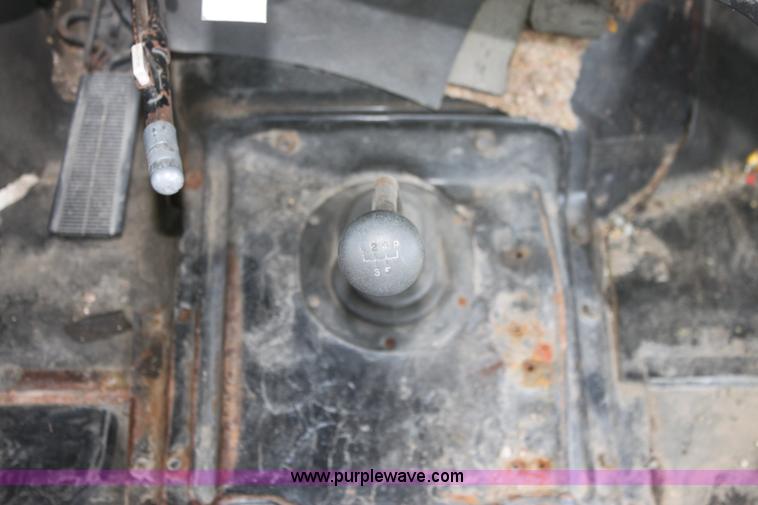 image for item D7699 1985 GM school bus