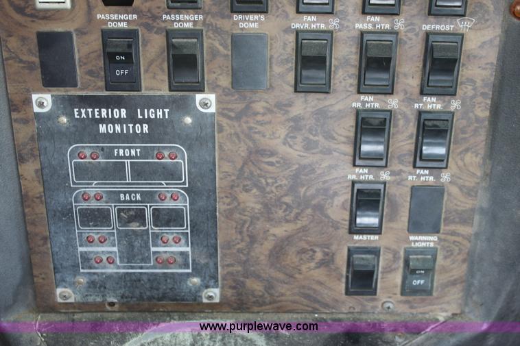 image for item D7699 1985 GM school bus