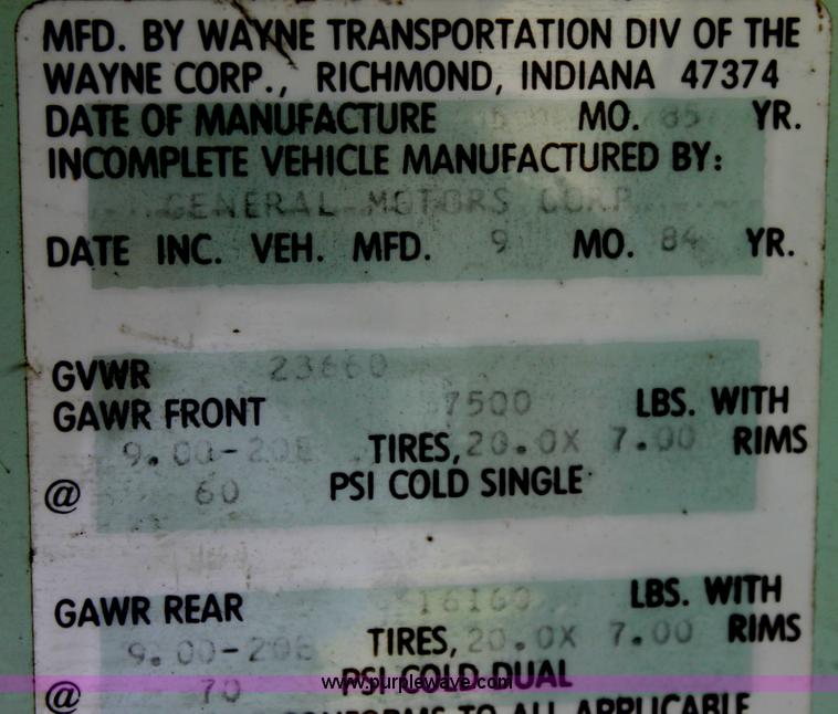 image for item D7699 1985 GM school bus