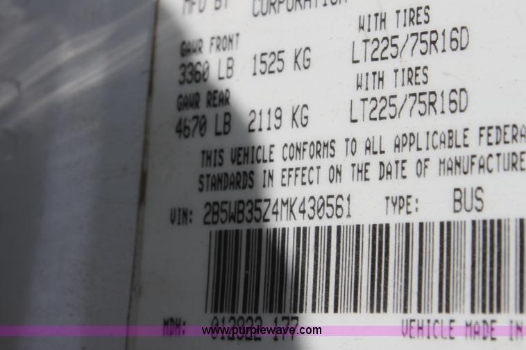 image for item D7700 1991 Dodge Ram B350 van