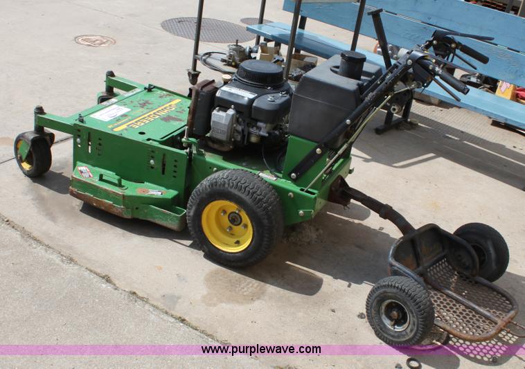 image for item D7706 1999 John Deere H45 Turbo lawn mower