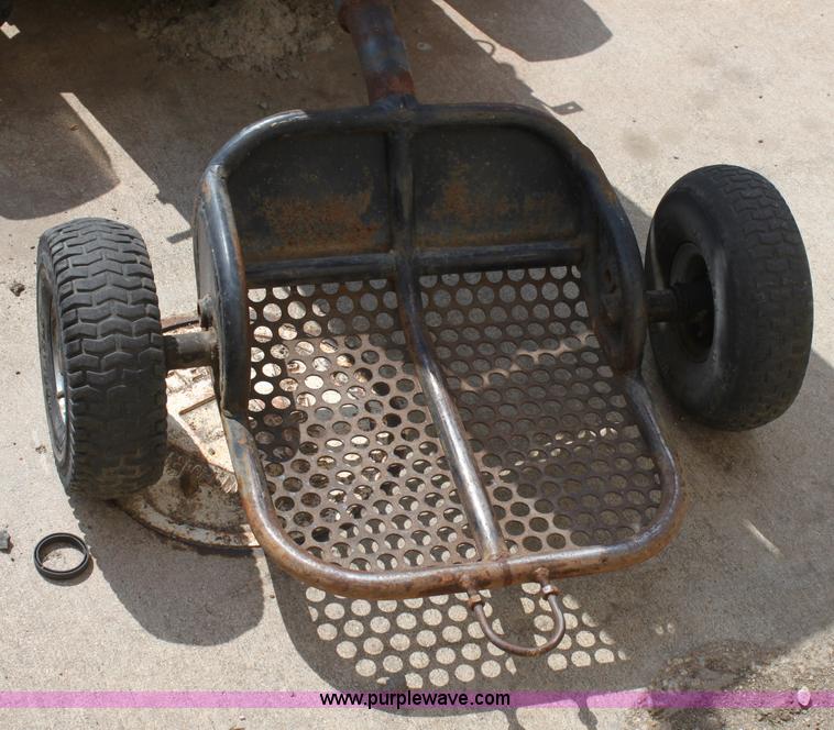 image for item D7706 1999 John Deere H45 Turbo lawn mower