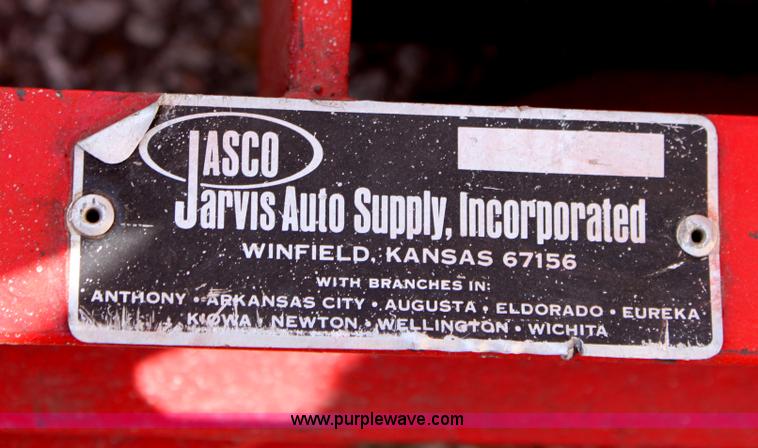 image for item D7708 Black Hawk 2.5 ton bumper jack