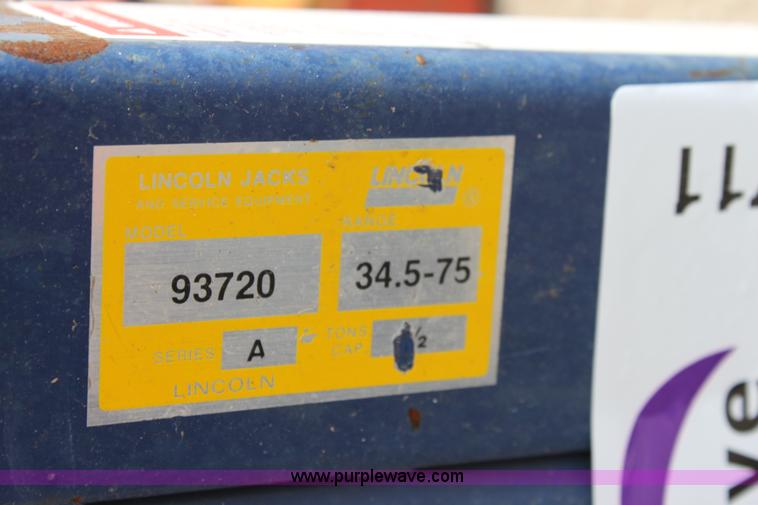 image for item D7711 Lincoln Series A 1,000 lb transmission jack