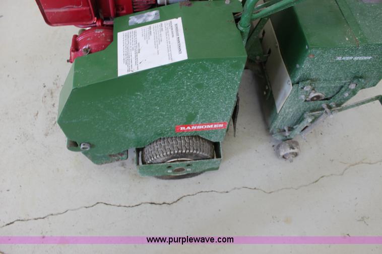 image for item D7713 Ransomes XR5200 seeder slicer