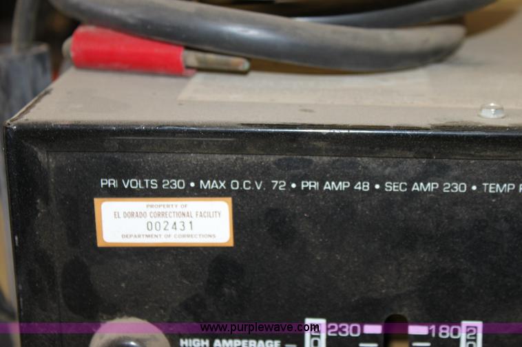 image for item D7714 Solar 230 amp AC arc welder