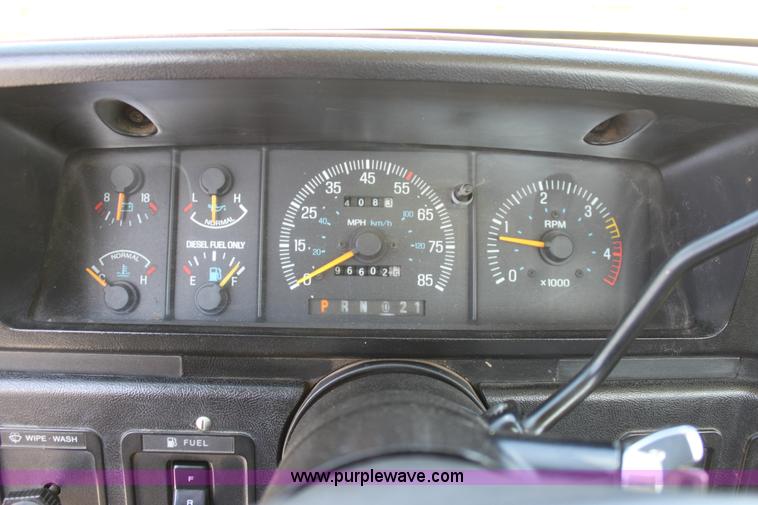 image for item D7802 1990 Ford F350 Custom cab and chassis