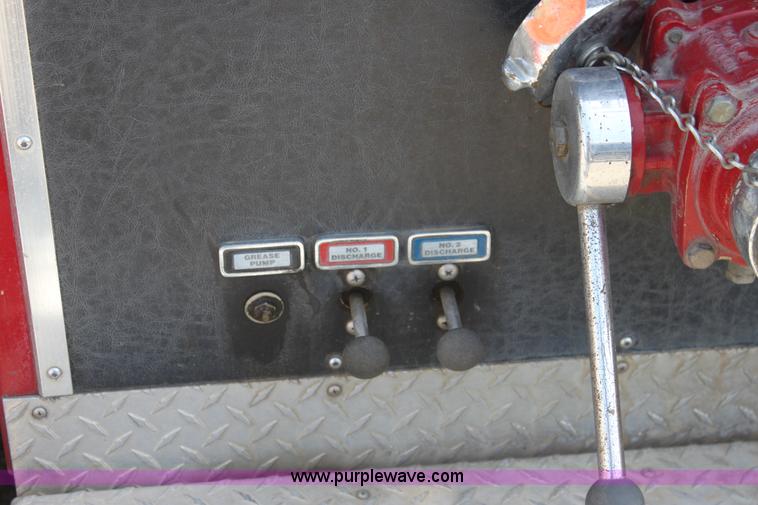 image for item D7805 1991 Pierce Tilt Cab Fire Engine