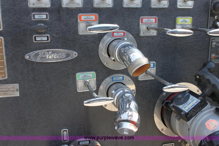 image for item D7805 1991 Pierce Tilt Cab Fire Engine