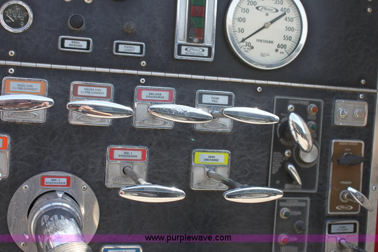 image for item D7805 1991 Pierce Tilt Cab Fire Engine