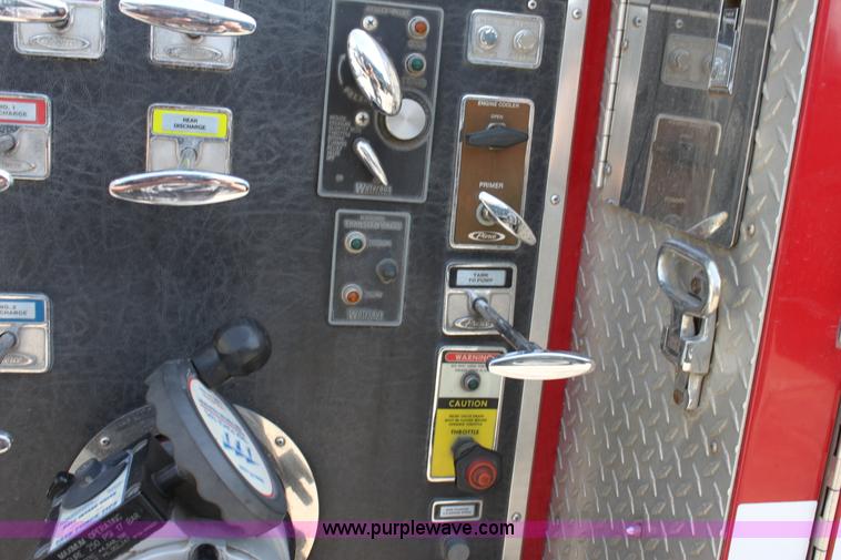 image for item D7805 1991 Pierce Tilt Cab Fire Engine