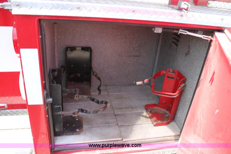 image for item D7805 1991 Pierce Tilt Cab Fire Engine
