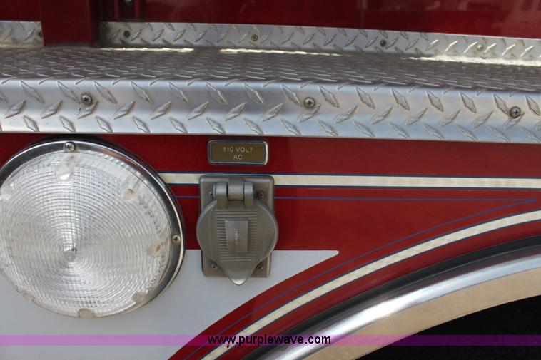 image for item D7805 1991 Pierce Tilt Cab Fire Engine