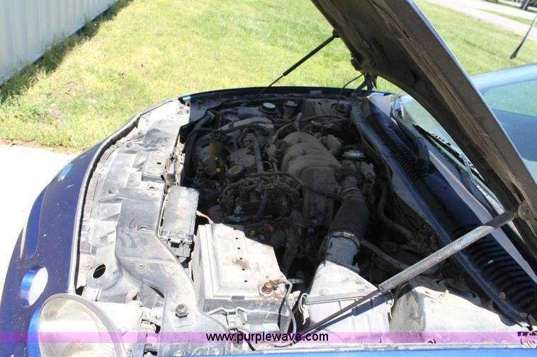 image for item D7809 1997 Ford Taurus GL