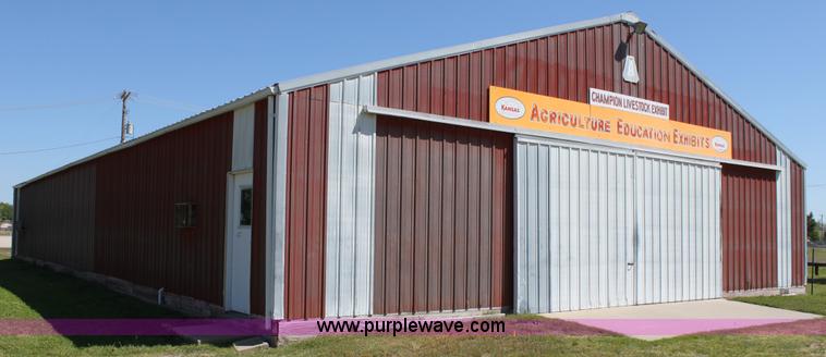 image for item D7842 89'L x 48'W metal building