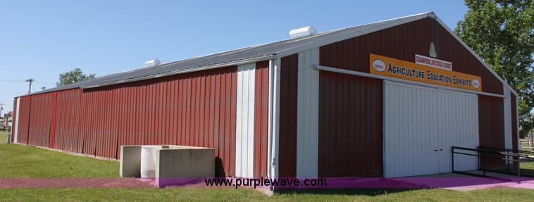 image for item D7842 89'L x 48'W metal building