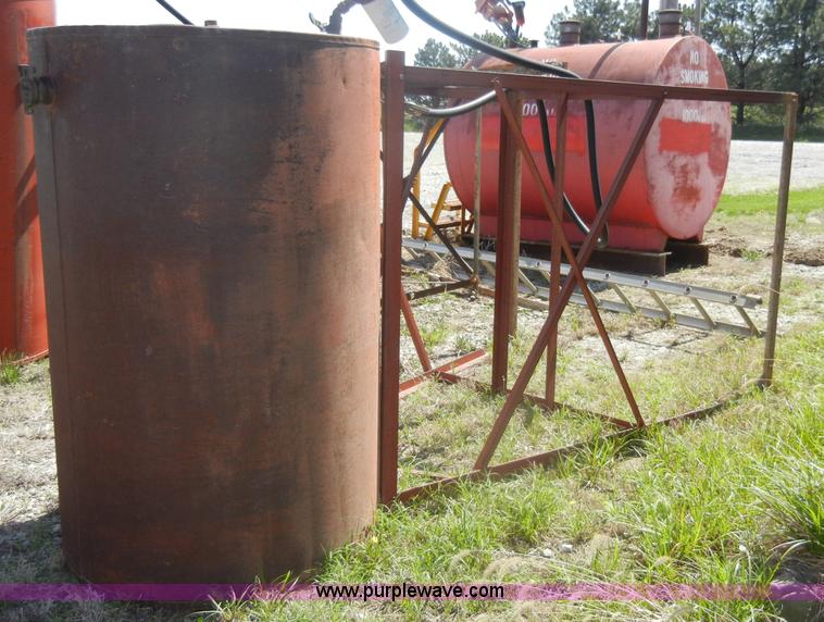 image for item K9044 300 gallon diesel fuel tank with stand