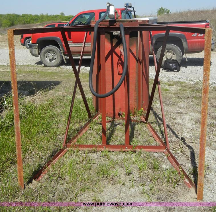 image for item K9044 300 gallon diesel fuel tank with stand