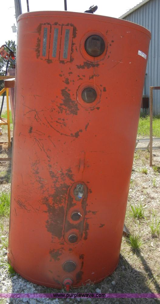 image for item K9045 300 gallon diesel fuel tank with stand