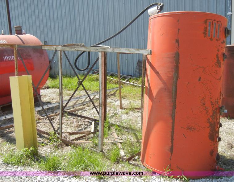 image for item K9045 300 gallon diesel fuel tank with stand