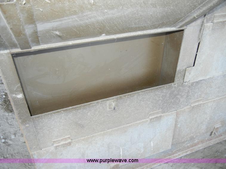 image for item K9046 (2) assorted metal cabinets