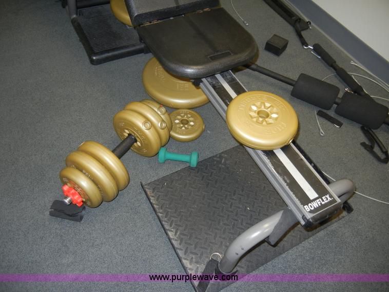 image for item K9060 Assorted exercise equipment