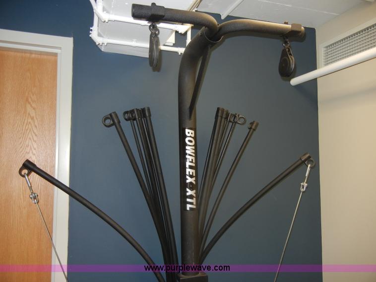 image for item K9060 Assorted exercise equipment