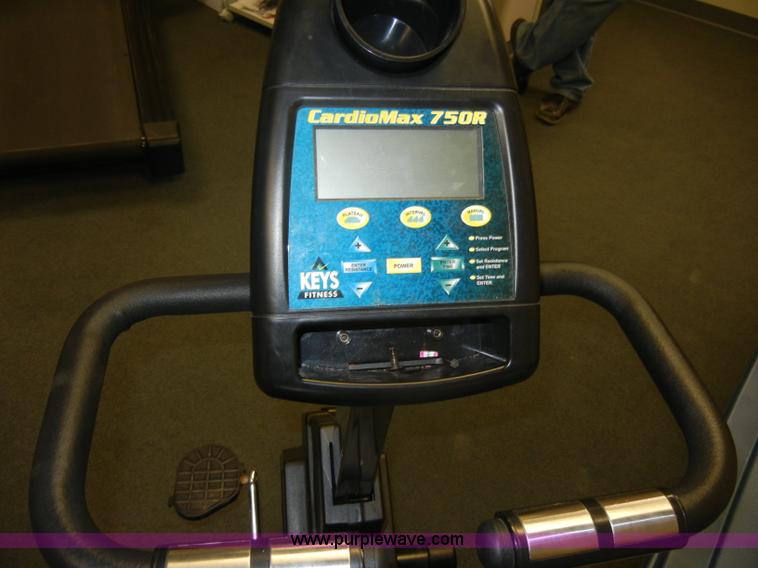 image for item K9060 Assorted exercise equipment