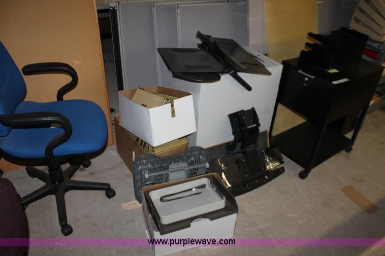 Assorted office supplies in Wichita, KS Item L9705 sold Purple Wave