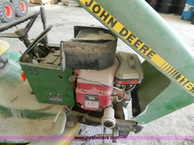 image for item T9816 John Deere 116 riding mower