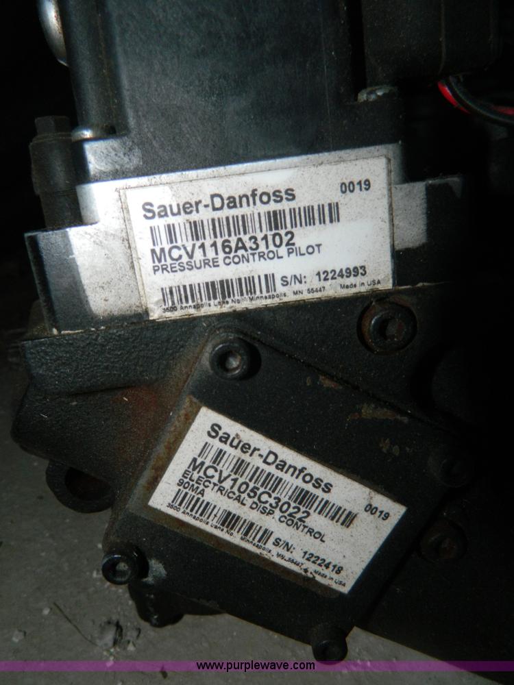image for item T9821 Sauer Danfoss