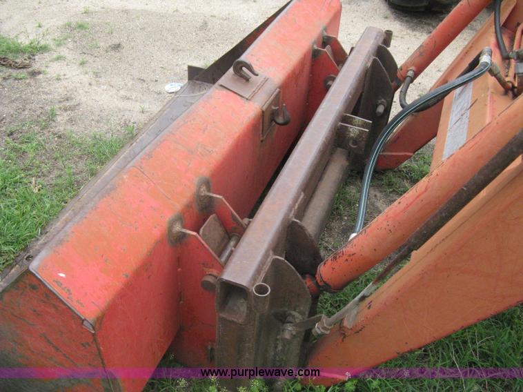 image for item A6184 Massey-Ferguson 180 tractor