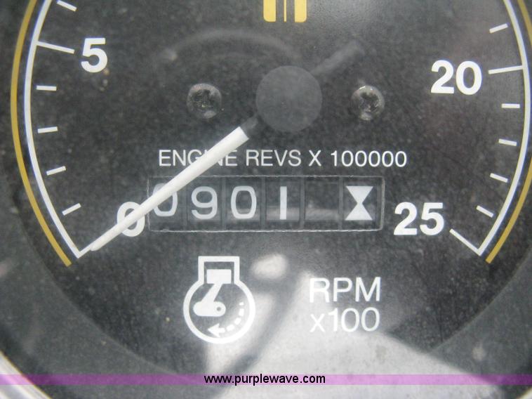 image for item A6184 Massey-Ferguson 180 tractor